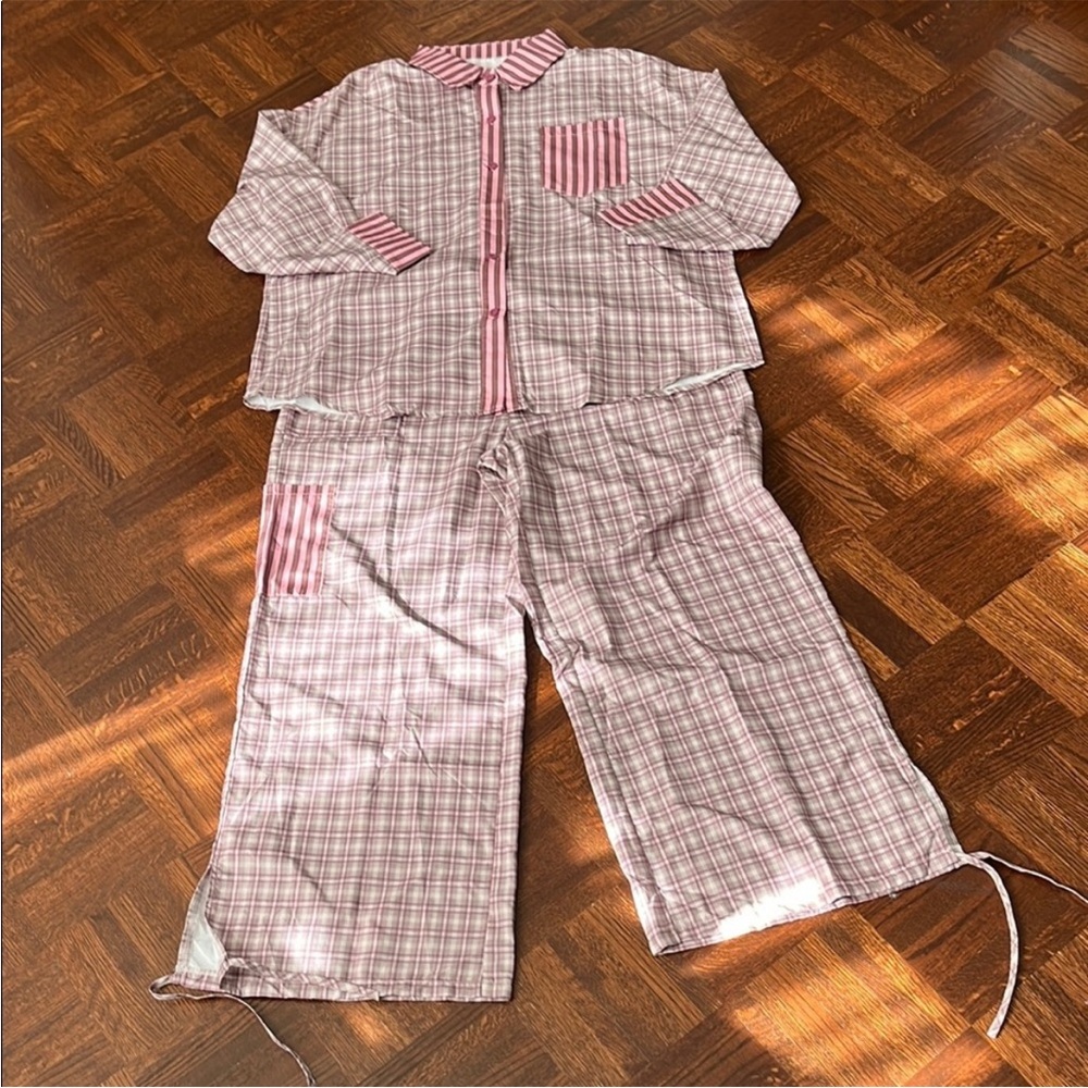 NWOT Plaid  Pajama Set